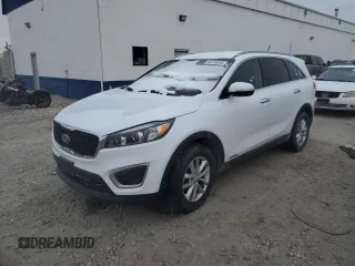 2017 Kia Sorento LX z VIN 5XYPGDA52HG215672, wystawiony jako Copart lot #88703265 z przebiegiem 102 968 mil mil oraz Czysty tytuł • Clean title. Historia ofert i sprzedaży dostępna na DreamBid. Obrazek 1.