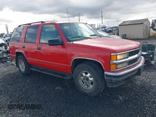1998 Chevrolet Tahoe z VIN 1GNEK13R0WJ374246, wystawiony jako IAAI lot #41830795 z przebiegiem 144 879 mil mil oraz . Historia ofert i sprzedaży dostępna na DreamBid. Obrazek 1.