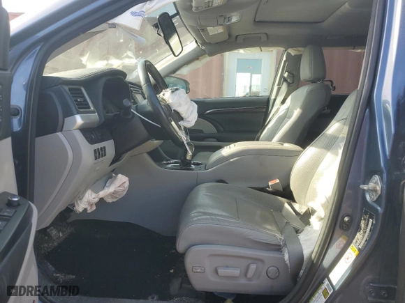 2014 Toyota Highlander Limited with VIN 5TDDKRFH9ES011984, listed as a Copart auction lot 51773845 with 104,857 mi miles and Salvage Title. Bid and sale history available at carsss.com. Image 7.