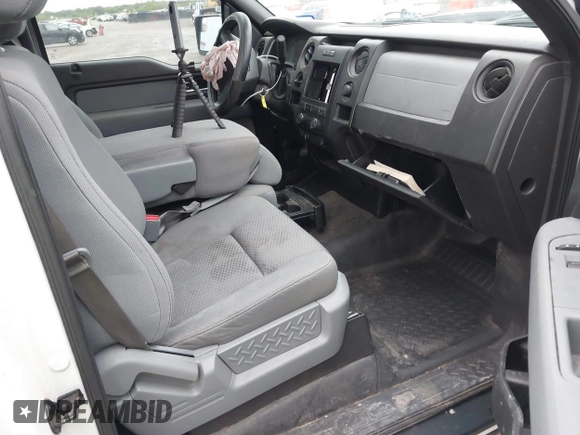 2014 Ford F-150 XL with VIN 1FTNF1CF6EKD20896, listed as a IAAI auction lot 41952023 with 102,921 mi miles and . Bid and sale history available at DreamBid. Image 5.