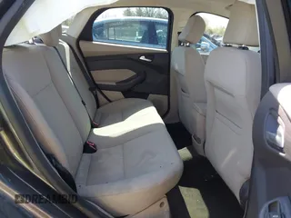 2015 Ford Focus SE with VIN 1FADP3F29FL268677, listed as a IAAI auction lot 42037244 with 118,018 mi miles. Bid and sale history available at carsss.com. Image 8.