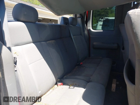 2005 Ford F-150 STX with VIN 1FTRX14W35NC00694, listed as a IAAI auction lot 42112128 with 157,067 mi miles and . Bid and sale history available at carsss.com. Image 8.