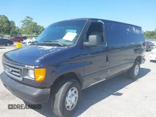 2004 Ford Econoline Cargo z VIN 1FTNE24L64HA94495, wystawiony jako IAAI lot #42294791 z przebiegiem 139 453 mil mil oraz . Historia ofert i sprzedaży dostępna na DreamBid. Obrazek 2.