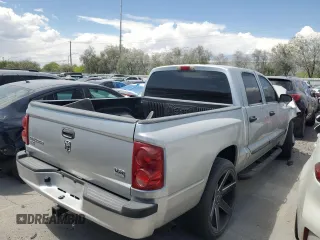2005 Dodge Dakota SLT with VIN 1D7HE48N15S237318, listed as a Copart auction lot 47670785 with Not Provided miles and Non Repairable. Bid and sale history available at DreamBid. Image 3.