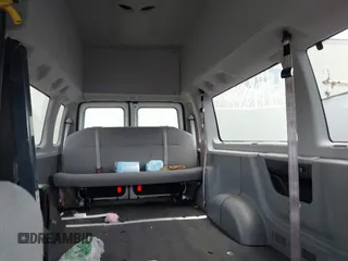 2011 Ford Econoline Passenger XL с VIN 1FBSS3BL2BDB39140, выставлен на аукционе IAAI как лот 42519630 с пробегом 115 095 миль миль и . История ставок и продаж доступна на DreamBid. Изображение 8.