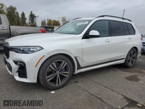 2021 BMW X7 M50i with VIN 5UXCX6C01M9E94072, listed as a Copart auction lot 78746064 with 34,400 mi miles and Salvage Title. Bid and sale history available at carsss.com. Image 1.