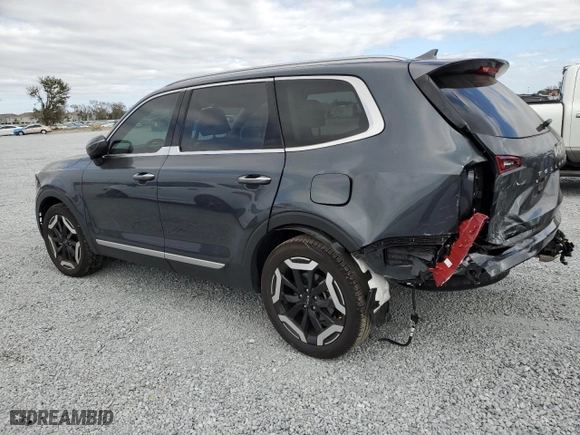 2024 Kia Telluride S with VIN 5XYP6DGC7RG539968, listed as a Copart auction lot 88266545 with 4,127 mi miles and Salvage Title. Bid and sale history available at carsss.com. Image 2.