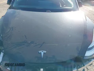 2018 Tesla Model 3 Long Range Battery with VIN 5YJ3E1EA5JF171948, listed as a IAAI auction lot 41993887 with 42,370 mi miles and . Bid and sale history available at DreamBid. Image 10.