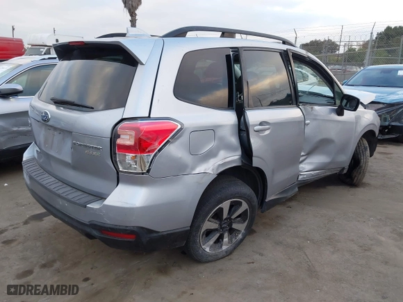 2017 Subaru Forester Premium with VIN JF2SJAEC7HH412915, listed as a IAAI auction lot 41200144 with 62,059 mi miles. Bid and sale history available at carsss.com. Image 4.