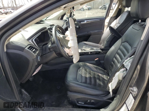 2020 Ford Fusion SEL z VIN 3FA6P0CD8LR138190, wystawiony jako Copart lot #49266445 z przebiegiem 145 381 mil mil oraz Szkoda całkowita • Salvage title. Historia ofert i sprzedaży dostępna na DreamBid. Obrazek 7.