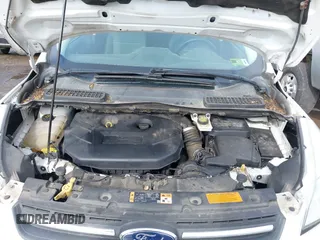 2015 Ford Escape SE with VIN 1FMCU9G91FUB27234, listed as a IAAI auction lot 42157947 with 210,034 mi miles. Bid and sale history available at carsss.com. Image 10.