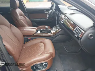 2015 Audi A8 3.0T z VIN WAU3GAFD9FN001343, wystawiony jako IAAI lot #39846084 z przebiegiem 105 242 mil mil oraz . Historia ofert i sprzedaży dostępna na DreamBid. Obrazek 5.