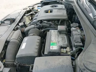 2018 Hyundai Elantra Value Edition z VIN 5NPD84LF6JH264233, wystawiony jako IAAI lot #42752252 z przebiegiem 90 681 mil mil oraz . Historia ofert i sprzedaży dostępna na DreamBid. Obrazek 16.