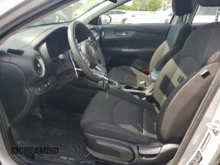 2021 Kia Forte FE z VIN 3KPF24AD2ME310113, wystawiony jako Copart lot #58938215 z przebiegiem 60 418 mil mil oraz Szkoda całkowita • Salvage title. Historia ofert i sprzedaży dostępna na DreamBid. Obrazek 7.