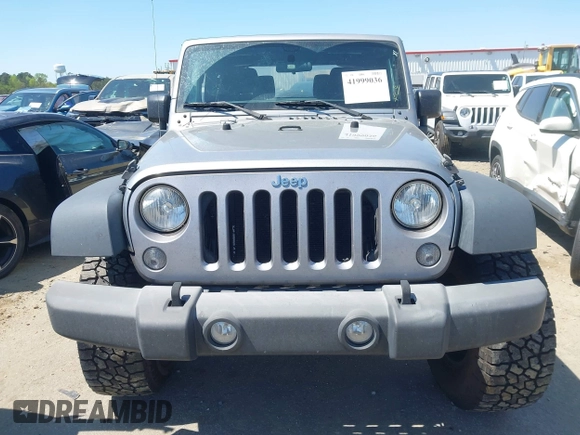 2015 Jeep Wrangler Sport with VIN 1C4AJWAG3FL696988, listed as a IAAI auction lot 41999036 with 79,064 mi miles. Bid and sale history available at carsss.com. Image 12.