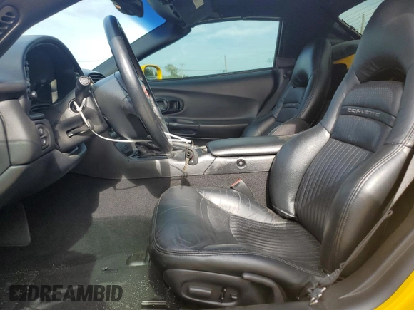 2003 Chevrolet Corvette with VIN 1G1YY32G835106073, listed as a Copart auction lot 70018534 with 71,517 mi miles and Salvage Title. Bid and sale history available at carsss.com. Image 7.