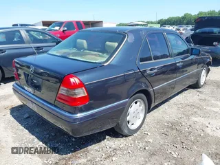 1996 Mercedes-Benz C 230/260/280/320 with VIN WDBHA28E2TF372452, listed as a IAAI auction lot 42457010 with Not provided miles and . Bid and sale history available at DreamBid. Image 4.