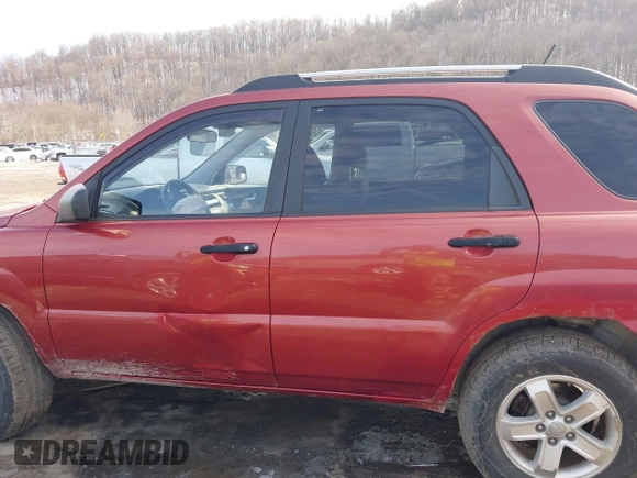2010 Kia Sportage LX with VIN KNDKGCA39A7702017, listed as a IAAI auction lot 41596204 with 117,670 mi miles and . Bid and sale history available at carsss.com. Image 14.