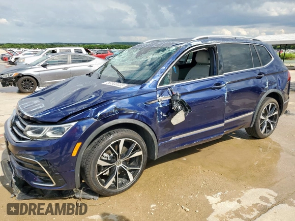 2024 Volkswagen Tiguan SEL R-Line с VIN 3VV4B7AX8RM058000, выставлен на аукционе Copart как лот 56500035 с пробегом 8 572 миль миль и Списание • Salvage title. История ставок и продаж доступна на DreamBid. Изображение 1.