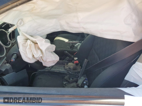 2009 Pontiac Vibe with VIN 5Y2SM67059Z452069, listed as a Copart auction lot 69224004 with 0 mi miles and Salvage Title. Bid and sale history available at carsss.com. Image 7.