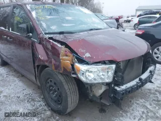 2019 Dodge Grand Caravan SE with VIN 2C4RDGBG2KR591214, listed as a IAAI auction lot 41094167 with 149,981 mi miles. Bid and sale history available at carsss.com. Image 6.