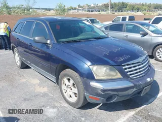 2005 Chrysler Pacifica Touring z VIN 2C4GM68465R282493, wystawiony jako IAAI lot #42593030 z przebiegiem 212 098 mil mil oraz . Historia ofert i sprzedaży dostępna na DreamBid. Obrazek 1.