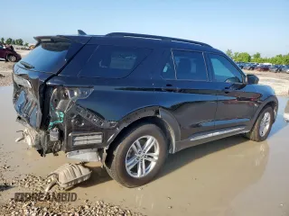 2022 Ford Explorer XLT with VIN 1FMSK7DH1NGA35734, listed as a Copart auction lot 58496155 with 60,526 mi miles and Salvage title. Bid and sale history available at DreamBid. Image 3.