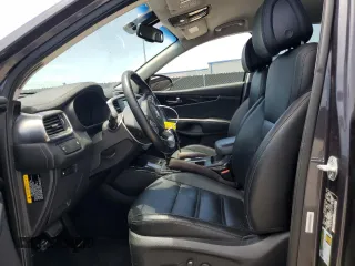 2016 Kia Sorento EX z VIN 5XYPH4A15GG008945, wystawiony jako Copart lot #63065415 z przebiegiem 98 524 mil mil oraz Czysty tytuł • Clean title. Historia ofert i sprzedaży dostępna na DreamBid. Obrazek 7.