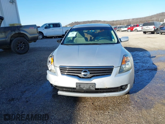 2009 Nissan Altima 2.5 SL with VIN 1N4AL21E89N469084, listed as a IAAI auction lot 41278967 with 246,149 mi miles. Bid and sale history available at carsss.com. Image 12.