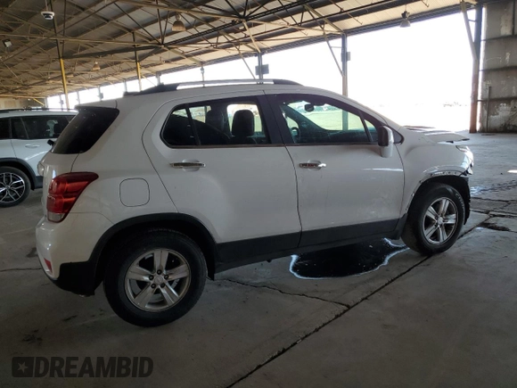 2020 Chevrolet Trax LT with VIN 3GNCJLSBXLL283371, listed as a Copart auction lot 53510385 with 87,582 mi miles and Salvage Title. Bid and sale history available at DreamBid. Image 3.