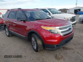 2015 Ford Explorer XLT with VIN 1FM5K8D80FGA32070, listed as a IAAI auction lot 41754485 with 140,432 mi miles. Bid and sale history available at carsss.com. Image 1.