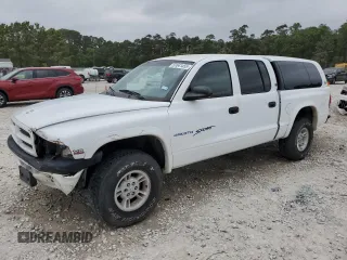 2000 Dodge Dakota Sport with VIN 1B7GG2AN8YS668046, listed as a Copart auction lot 51641455 with 229,879 mi miles and Salvage Title. Bid and sale history available at carsss.com. Image 1.
