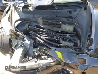 2018 Tesla Model 3 Long Range Battery z VIN 5YJ3E1EA2JF095525, wystawiony jako IAAI lot #42148713 z przebiegiem Nie podano mil oraz . Historia ofert i sprzedaży dostępna na DreamBid. Obrazek 10.