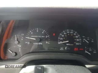 1998 Jeep Cherokee Sport with VIN 1J4FJ68S2WL285432, listed as a Copart auction lot 57183145 with 284,162 mi miles and Clean title. Bid and sale history available at DreamBid. Image 9.