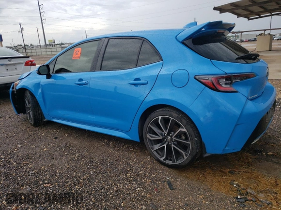 2019 Toyota Corolla Hatchback SE with VIN JTNK4RBE8K3055593, listed as a Copart auction lot 64194594 with 157,171 mi miles and Salvage Title. Bid and sale history available at carsss.com. Image 2.