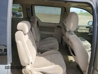2004 Ford Freestar SEL z VIN 2FMZA52284BA84276, wystawiony jako Copart lot #53475915 z przebiegiem 152 999 mil mil oraz Tytuł czysty. Historia ofert i sprzedaży dostępna na DreamBid. Obrazek 11.