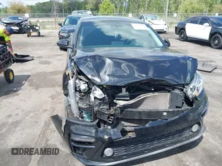 2019 Kia Forte LXS z VIN 3KPF24AD8KE083734, wystawiony jako IAAI lot #41936370 z przebiegiem 89 159 mil mil oraz . Historia ofert i sprzedaży dostępna na DreamBid. Obrazek 12.