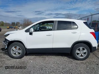 2020 Chevrolet Trax LS with VIN 3GNCJNSB2LL156965, listed as a IAAI auction lot 41966449 with 26,554 mi miles. Bid and sale history available at carsss.com. Image 15.