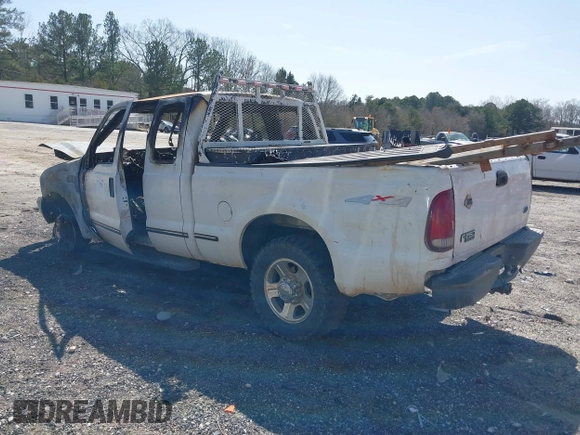 1999 Ford Super Duty F-250 XL with VIN 1FTNX21S1XEB03048, listed as a IAAI auction lot 41741521 with 1 mi miles. Bid and sale history available at carsss.com. Image 3.