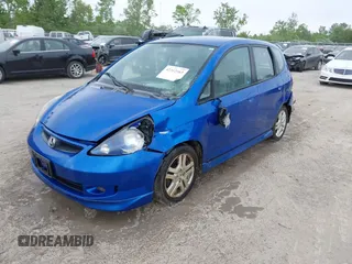 2007 Honda Fit Sport z VIN JHMGD38697S066329, wystawiony jako IAAI lot #42312163 z przebiegiem 174 935 mil mil oraz . Historia ofert i sprzedaży dostępna na DreamBid. Obrazek 17.