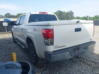 2007 Toyota Tundra LTD with VIN 5TBDV58167S488187, listed as a IAAI auction lot 42113431 with 242,650 mi miles. Bid and sale history available at carsss.com. Image 3.
