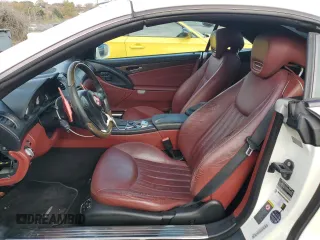 2011 Mercedes-Benz SL 550 z VIN WDBSK7BA4BF163119, wystawiony jako Copart lot #81606644 z przebiegiem 195 074 mil mil oraz Czysty tytuł • Clean title. Historia ofert i sprzedaży dostępna na DreamBid. Obrazek 7.