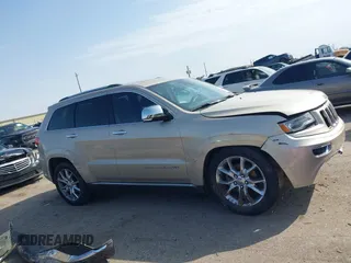 2014 Jeep Grand Cherokee Summit с VIN 1C4RJEJG1EC295063, выставлен на аукционе IAAI как лот 41569926 с пробегом 205 404 миль миль и . История ставок и продаж доступна на DreamBid. Изображение 13.