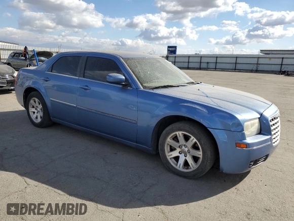 2007 Chrysler 300 Signature with VIN 2C3KA53G17H846188, listed as a Copart auction lot 78549034 with 121,198 mi miles and Clean Title. Bid and sale history available at carsss.com. Image 4.
