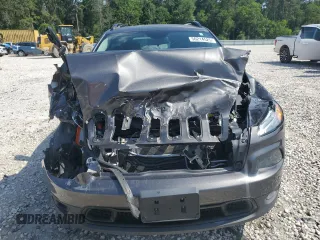 2018 Jeep Cherokee Latitude Tech Connect z VIN 1C4PJLCB8JD544024, wystawiony jako Copart lot #56214525 z przebiegiem 84 302 mil mil oraz Szkoda całkowita • Salvage title. Historia ofert i sprzedaży dostępna na DreamBid. Obrazek 5.