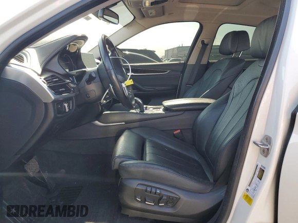 2015 BMW X6 sDrive35i with VIN 5UXKU0C5XF0F92120, listed as a Copart auction lot 58244044 with 157,311 mi miles and Salvage Title. Bid and sale history available at carsss.com. Image 7.
