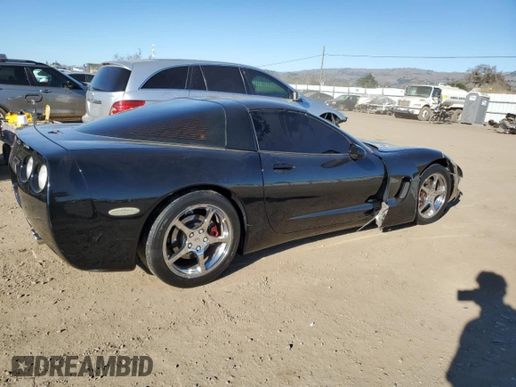 2000 Chevrolet Corvette with VIN 1G1YY22G2Y5118365, listed as a Copart auction lot 88160485 with 70,670 mi miles and Salvage Title. Bid and sale history available at carsss.com. Image 3.
