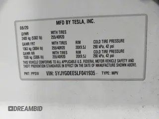 2020 Tesla Model Y Long Range z VIN 5YJYGDEE5LF041935, wystawiony jako IAAI lot #42369750 z przebiegiem 79 540 mil mil oraz . Historia ofert i sprzedaży dostępna na DreamBid. Obrazek 9.