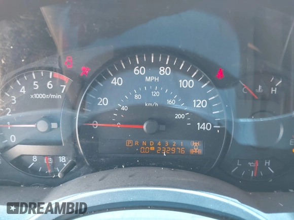 2004 Nissan Armada LE z VIN 5N1AA08B54N738694, wystawiony jako IAAI lot #42185496 z przebiegiem 232 976 mil mil oraz . Historia ofert i sprzedaży dostępna na DreamBid. Obrazek 7.