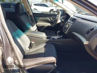 2018 Nissan Altima SR with VIN 1N4AL3AP3JC205780, listed as a IAAI auction lot 41921404 with 109,863 mi miles and . Bid and sale history available at carsss.com. Image 5.